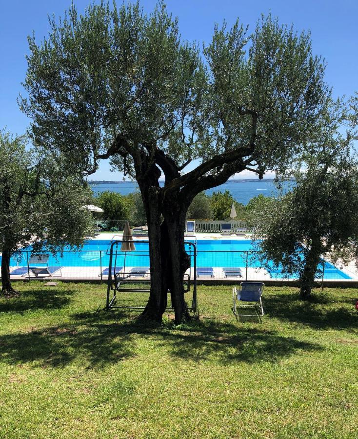 Villa Molino Moniga del Garda Luaran gambar